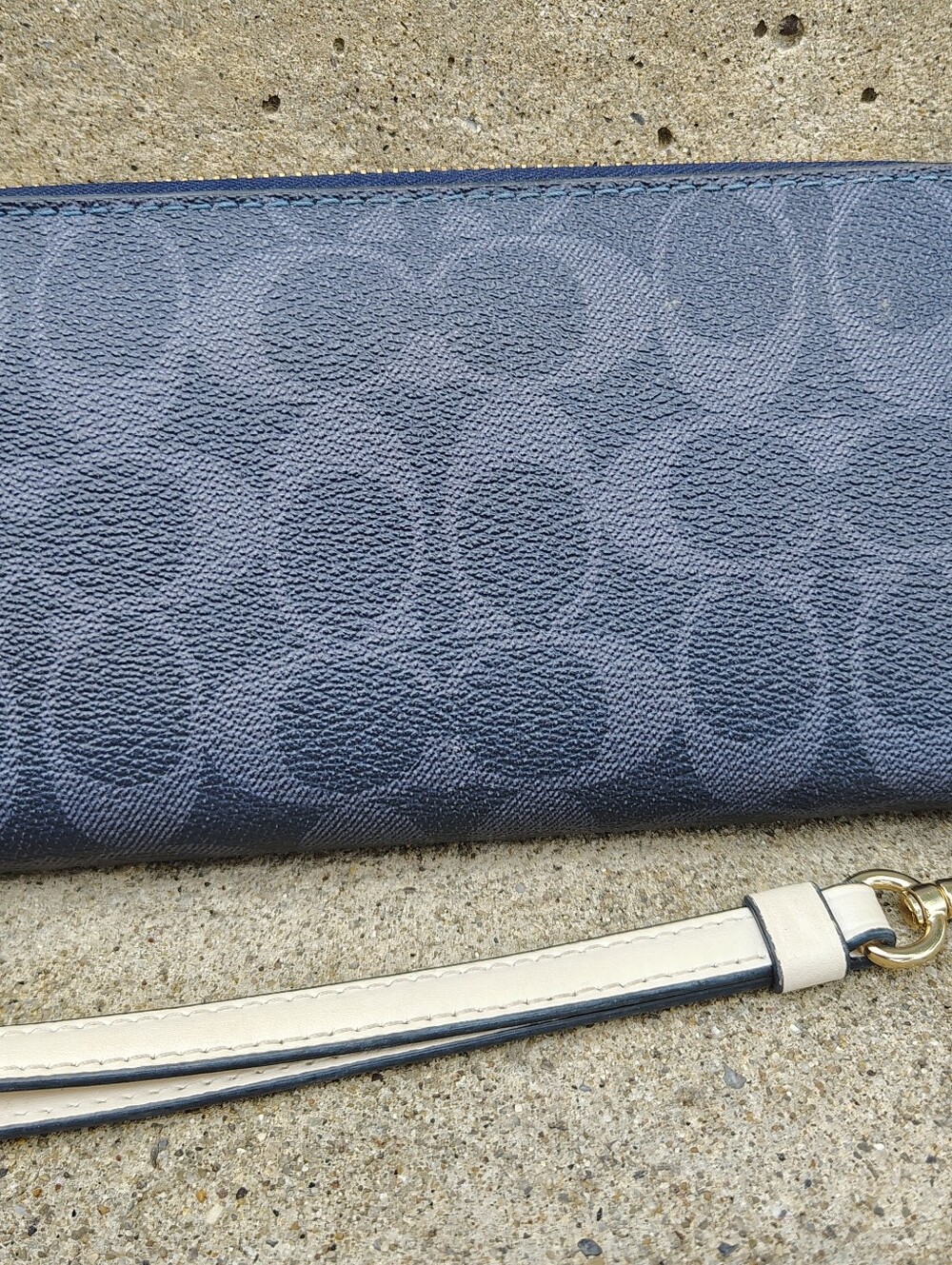 Coach Long Zip Around Wallet in Signature Canvas Blue - Picture 2 of 9